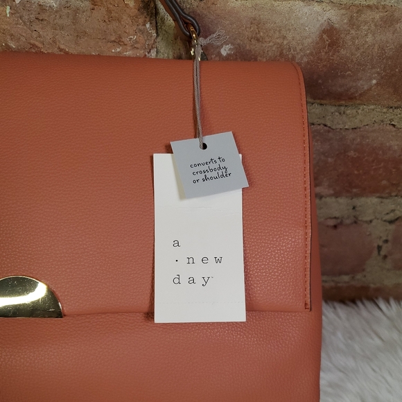 A new day faux pebbled leather cross body bag - Picture 3 of 8